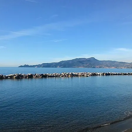 Ca' Delle Vecchie Mura Apartment Chiavari